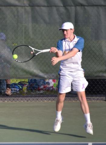 Seahawk Cleyton Splaine. KEVIN BURNHAM/Boothbay Register