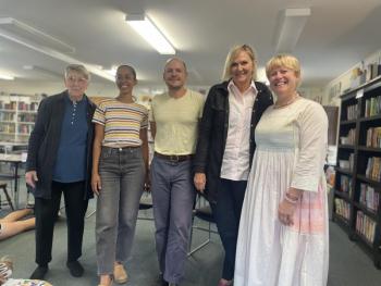 Education experts visit with faculty at the Center for Teaching and Learning. From left to right: Linda Rief, Stacey Adams, Corbin Lichtinger, Penny Kittle, Angela Lathem-Ballard. Courtesy of CTL