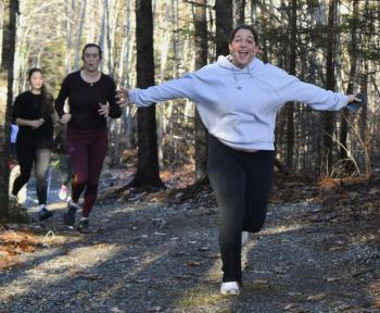 Frida Kirchhauser at the 2025 Turkey Trot. FRITZ FREUDENBERGER/Boothbay Register