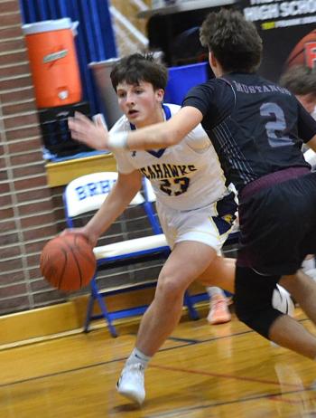 Chase Carver looks to drive to the baseline. KEVIN BURNHAM/Boothbay Register