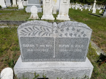 Headstone for Rufus and Sarah Auld. Courtesy of Sara Fahnley