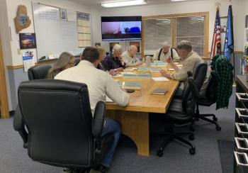 BRWD discusses the future of the CMBG, BRYMCA water line extension project. ISABELLE CURTIS/Boothbay Register