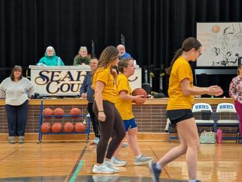 Seahawks honor seniors in Unified finale