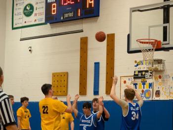 Shipbuilders sail past Seahawks in Unified play