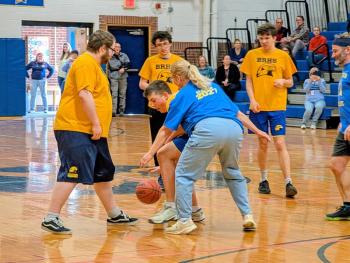 Seahawks soar, Faculty sore