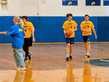 Seahawks soar, Faculty sore