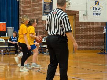 Shipbuilders sail past Seahawks in Unified play