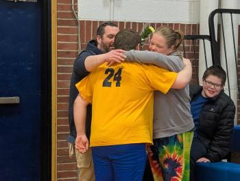 Seahawks honor seniors in Unified finale