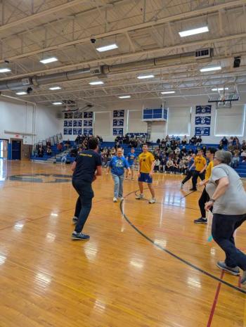 Seahawks soar, Faculty sore