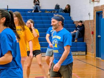 Seahawks soar, Faculty sore