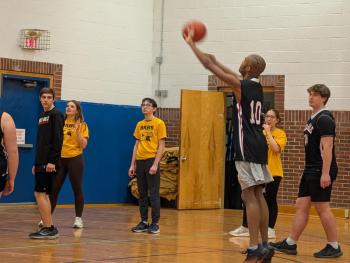 Seahawks honor seniors in Unified finale