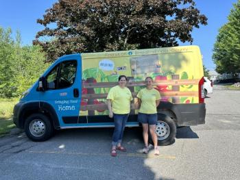 Summer Meals volunteers in front of Lulu. Courtesy photo