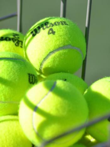 Tennis balls