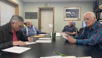 BHSD trustees discuss what to do about a mysterious pump station found on Wharf Street. ISABELLE CURTIS/Boothbay Register