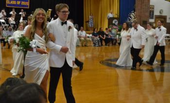 BRHS Grand March 2026. FRITZ FREUDENBERGER/Boothbay Register