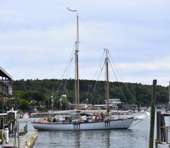  ISABELLE CURTIS/Boothbay Register