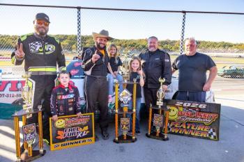 Tyler Jordan, Jr. Official Maverick, Scott Eck/Family, Zack Emerson and Bernie Thayer. Jasen Dickey photo