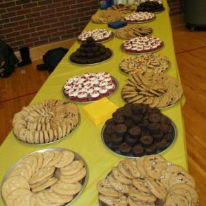 What’s a banquet without dessert? KEVIN BURNHAM/Boothbay Register