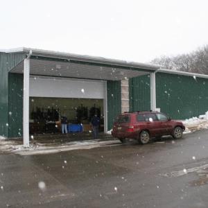 Customers deliver recycling products to the new building on Thursday, Dec. 26. KEVIN BURNHAM/Boothbay Register Recycling