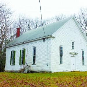 The Edgecomb Baptist Church on Old County Road in Edgecomb, pictured before winter set in, may be owned by the town, according to selectmen. GARY DOW/Boothbay Register Edgecomb Baptist Church
