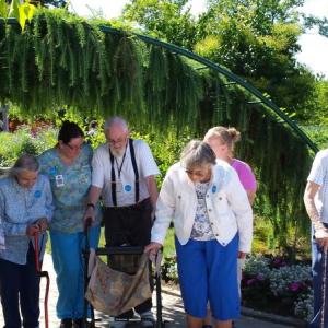 Hodgdon Green residents and staff enjoy the Coastal Maine Botanical Gardens. Courtesy of Andrea Handel