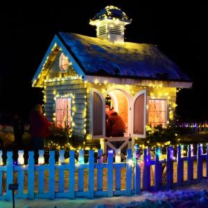 The Coloring Cottage at Gardens Aglow 2015. Courtesy of Coastal Maine Botanical Gardens