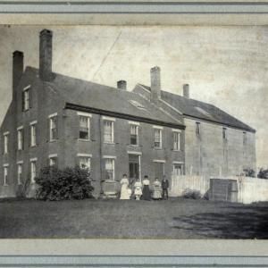 Family at the front door of Jail Keeper’s house c. 1900, from the collection of the Lincoln County Historical Association.