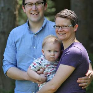 Lincoln Medical Partners’ Dr. Eric Worthing (left) and Dr. Catherine Cavanaugh with their son, Henrik. Courtesy of LincolnHealth