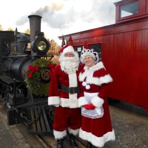 This special couple will greet the train at the museum’s Alna Center Station. Courtesy photo