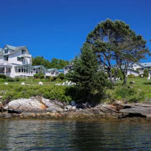 Spruce Point Inn. Courtesy of Angelo DiGiulian