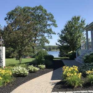Harris House approach. KELLIE BIGOS/Boothbay Register