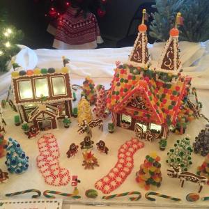 Most Spectacular 2021: “Santa’s Greenhouse,” constructed by Carla Warren of Exeter, New Hampshire. LISA KRISTOFF/Boothbay Register