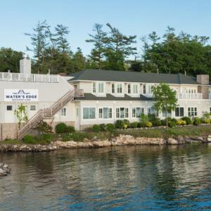Edgecomb selectmen approved a liquor license for the Water’s Edge Restaurant and Bar’s new owners during the Dec. 13 board meeting. File photo