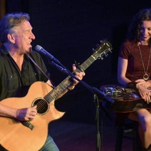 Molly Venter and Ellis Paul at the Opera House in 2018. Peter Southwick phtoto