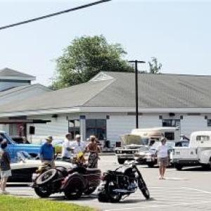 Last year’s OBD Williams-Fossett Vintage Car Show hosted more than thirty vehicles. 2022 show registration is now open at jftv1@verizon.net and 677-3707. Courtesy photo