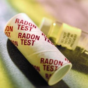 The U.S. Environmental Protection Agency reports that radon accounts for roughly 21,000 deaths from lung cancer each year.