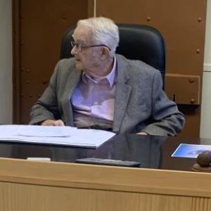 Lincoln County commissioners approved a plan June 2 to move away from purchasing more hybrid SUVs for the sheriff’s department and seek more reliable, gas-powered vehicles. BILL PEARSON/Boothbay Register