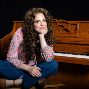 Kyra Kennedy (Carole King) makes her MSMT debut as Carole King. Her first portrayal of the singer/songwriter was in “Beautiful.” MSMT/Jared Morneau Photography Kyra Kennedy as Carole King