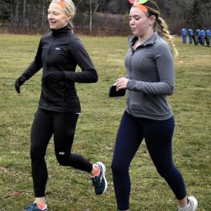 Turkey trot participants.
