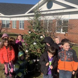 Edgecomb second graders 