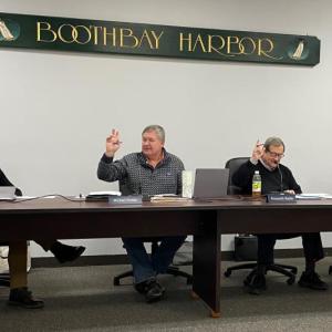 Boothbay Harbor Selectmen vote during their Jan 13 meeting. FRITZ FREUDENBERGER