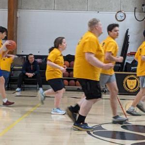 Seahawks lose to Maranacook Bears 81-72 on the road. CANDI JONETH/Boothbay Register