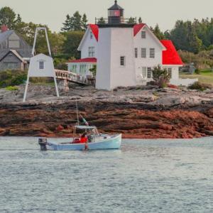 Hendricks Head Lighthouse. Michael Leonard photo