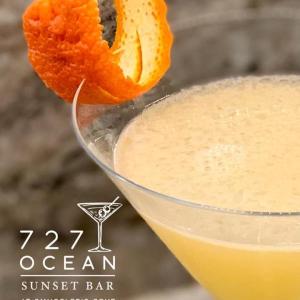727 Ocean Sunset Bar and Restaurant at Smugglers Cove Inn