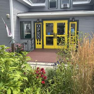 Gleason Fine Art, 31 Townsend Ave., Boothbay Harbor. LISA KRISTOFF/Boothbay Registser