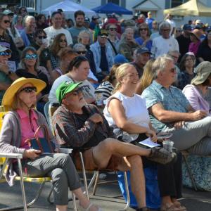 more crowd