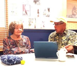 (From left) Jean Conte, Joyce Armendaris and Anna Apollonio (far right) benefit from Dan Downing's technical advice. JANE CARPENTER/Boothbay Register