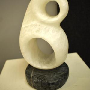 Dick Alden: "Beautiful Woman" of alabaster and soapstone. 