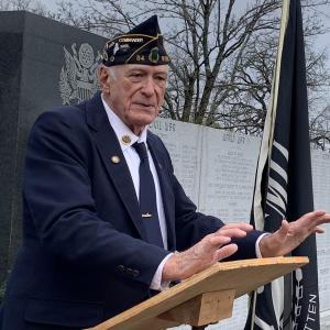 American Legion Post 54 Cmdr. William Cossette Jr.  shares his Honor Flight memories with the Veterans Day gathering Nov. 11 in Wiscasset. SUSAN JOHNS/Wiscasset Newspaper
