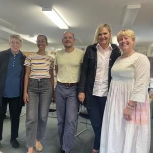 Education experts visit with faculty at the Center for Teaching and Learning. From left to right: Linda Rief, Stacey Adams, Corbin Lichtinger, Penny Kittle, Angela Lathem-Ballard. Courtesy of CTL